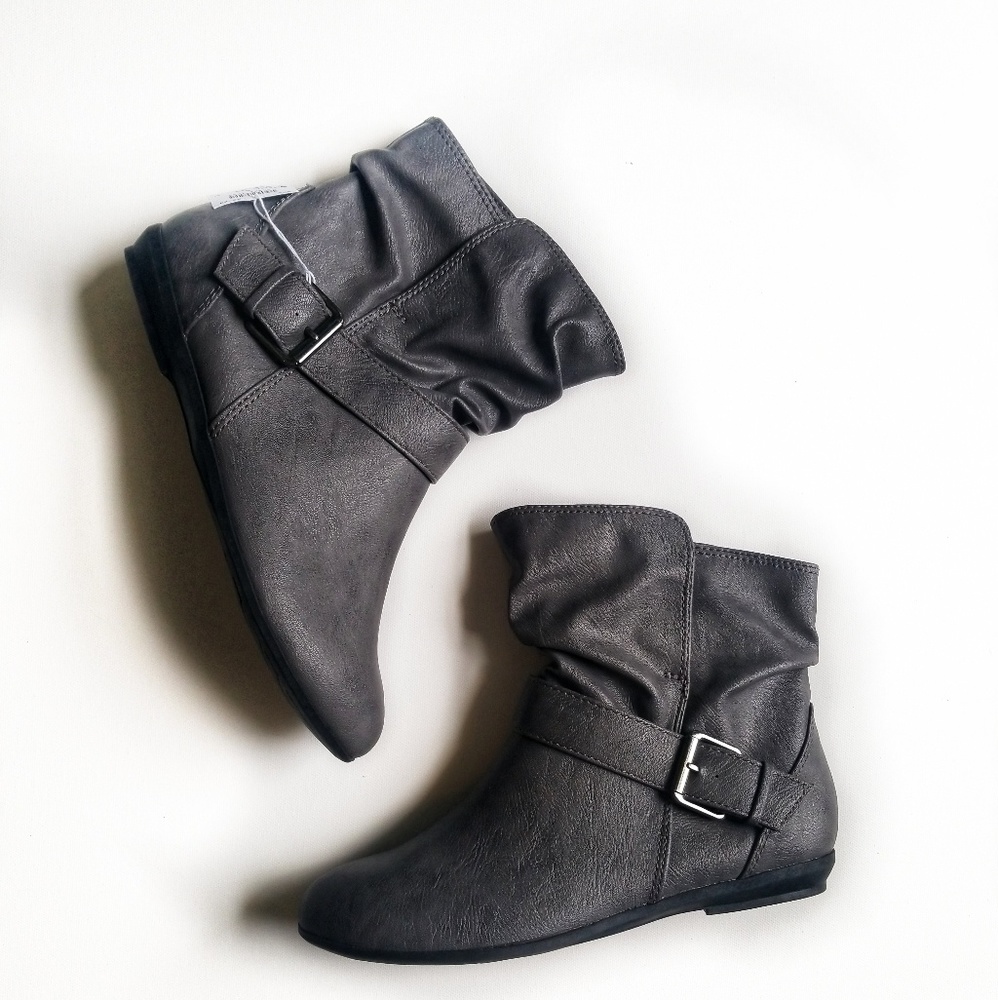 NWT Slouchy Gray Ankle Boots with Buckles 8 Wide